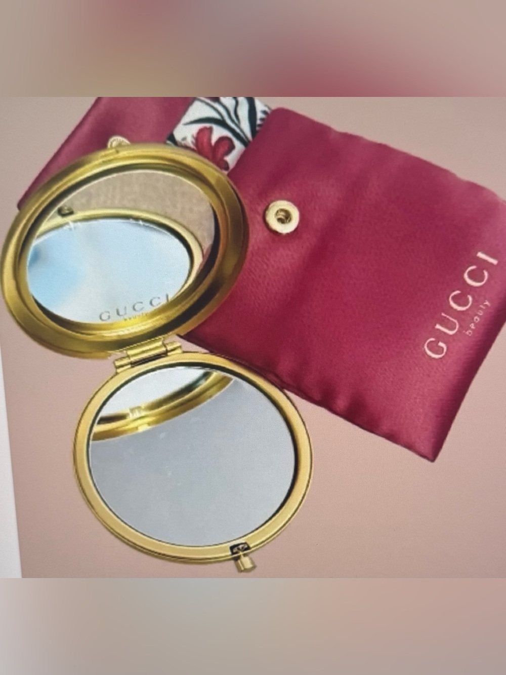 Gucci Floral Compact Mirror with Pink Satin Pouch, NWTs - Picture 3 of 7